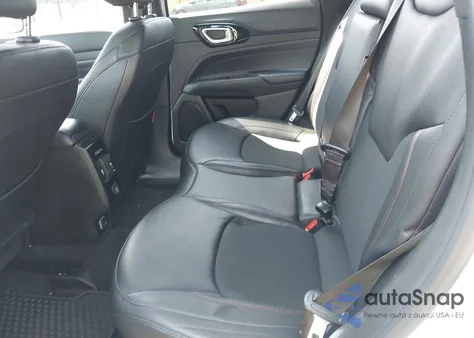 2024 Jeep Compass Trailhawk 4X4 from USA, damaged, VIN 3C4NJDDN2RT149493